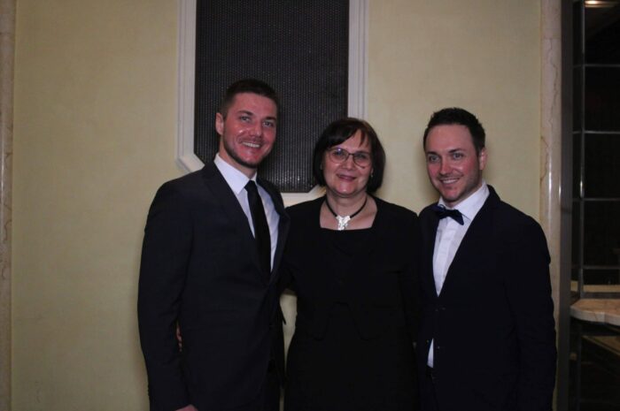 dtb2032009_org_C1FC204-FB_BD238315_13_1