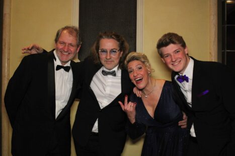 dtb2032009_org_C1FC204-FB_BD238315_25_1