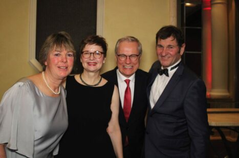 dtb2032009_org_C1FC204-FB_BD238315_33_2