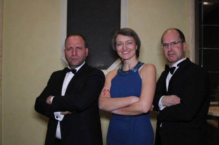 dtb2032009_org_C1FC204-FB_BD238315_51_3